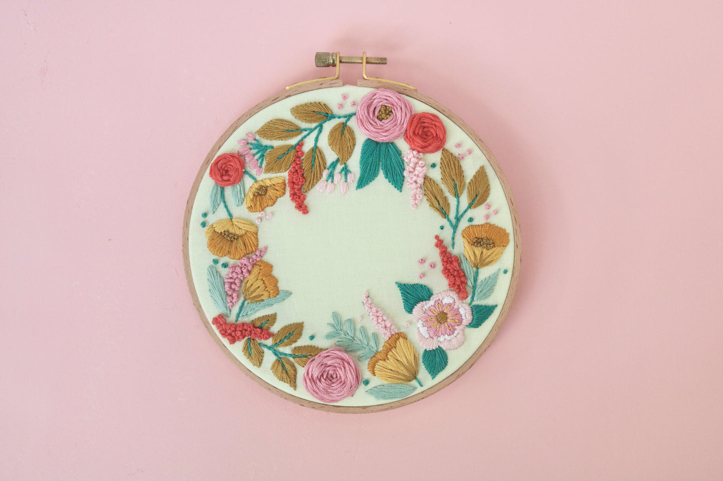 6" Poppies and Petals Floral Embroidery Kit - Beginner